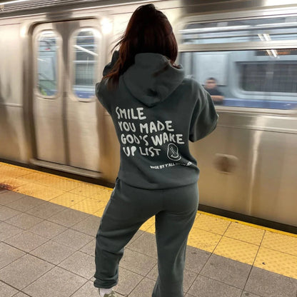 VIRAL SMILE HOODIE